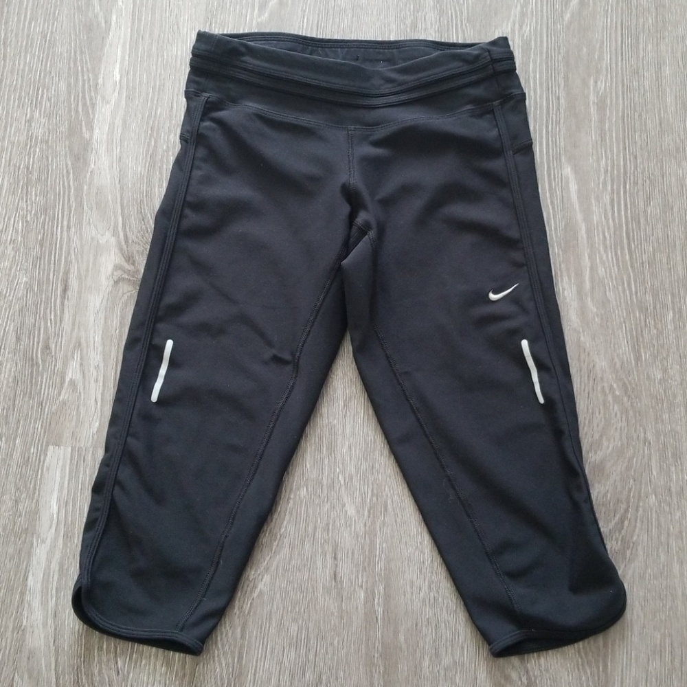 Nike crop size S